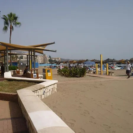 Modern 1 Bed Seafront Boliches Apartment *