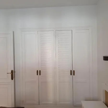 Modern 1 Bed Seafront Boliches דירה